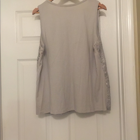 Silver sleeveless soft-sequence top 3x - Picture 2 of 3